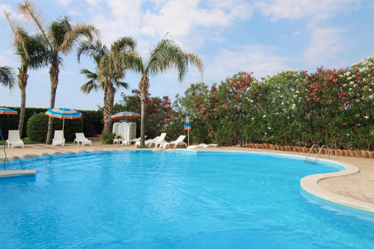 Il Geranio - Resort & Suites أكيدولتشي المظهر الخارجي الصورة