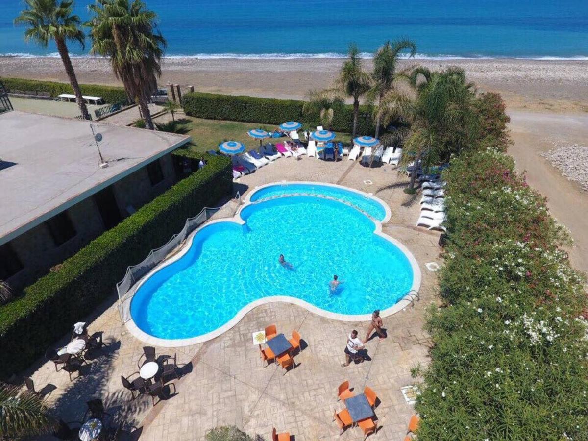 Il Geranio - Resort & Suites أكيدولتشي المظهر الخارجي الصورة