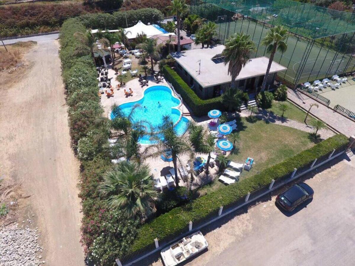 Il Geranio - Resort & Suites أكيدولتشي المظهر الخارجي الصورة